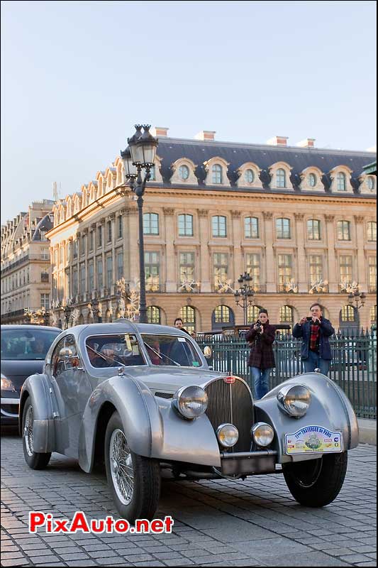 Bugatti 57SC Atlantic traversee de paris