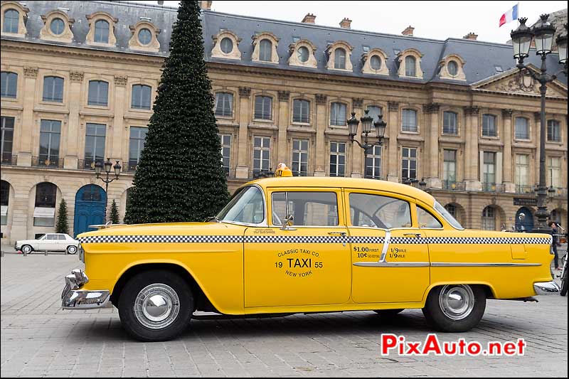 Yellow cab NY, chevrolet, Traversee de Paris 2014