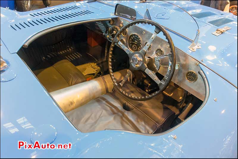 Salon Retromobile, Talbot Lago T26 GS Poste Pilotage