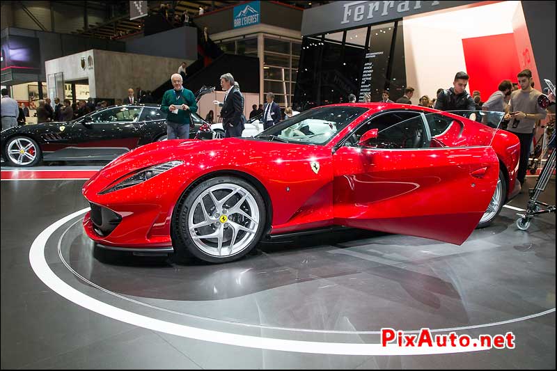 Salon-de-Geneve, Ferrari 812 Superfast