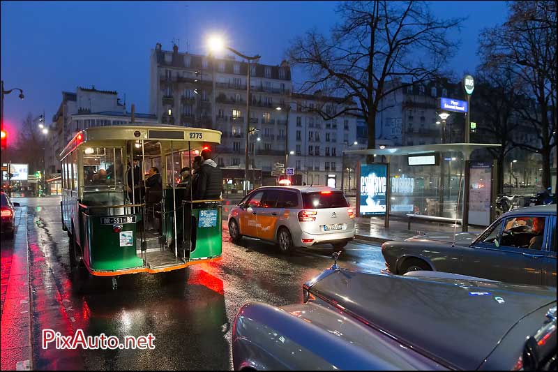 Traversee-de-Paris Hivernale, Autobus A Plateforme