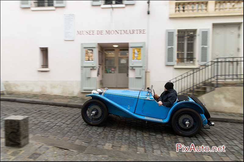 Traversee-de-Paris Hivernale, MG devant musee de Montmartre