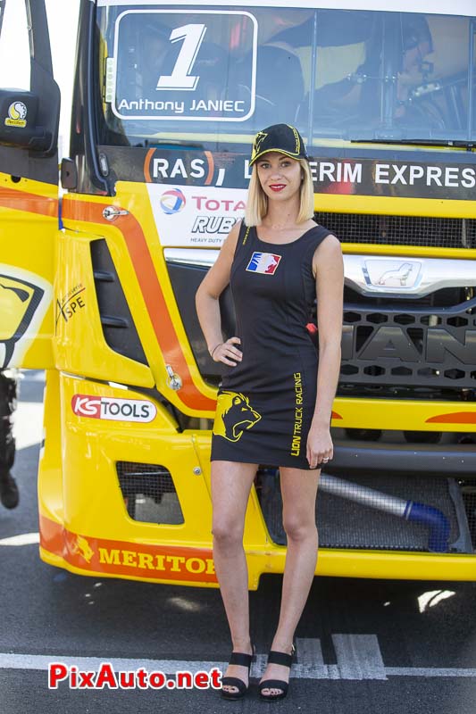 24 Heures Camions, Grid Girl Team Lion Truck Racing