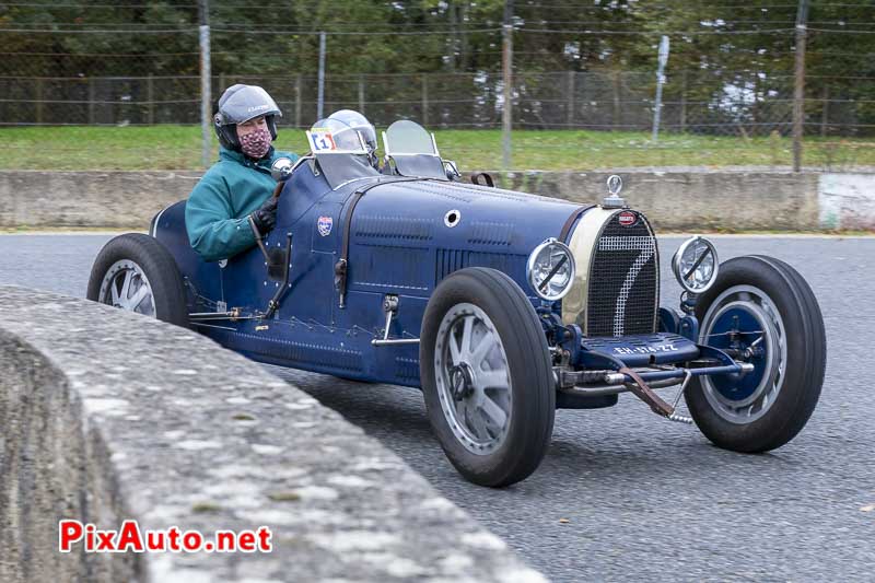 Bugatti T35 R Grand Prix au virage des deux ponts de Montlhery