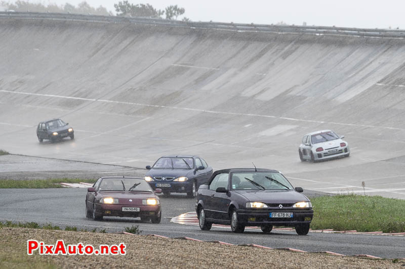 Renault R19 Cabriolet sur le circuit de Linas-Montlhery